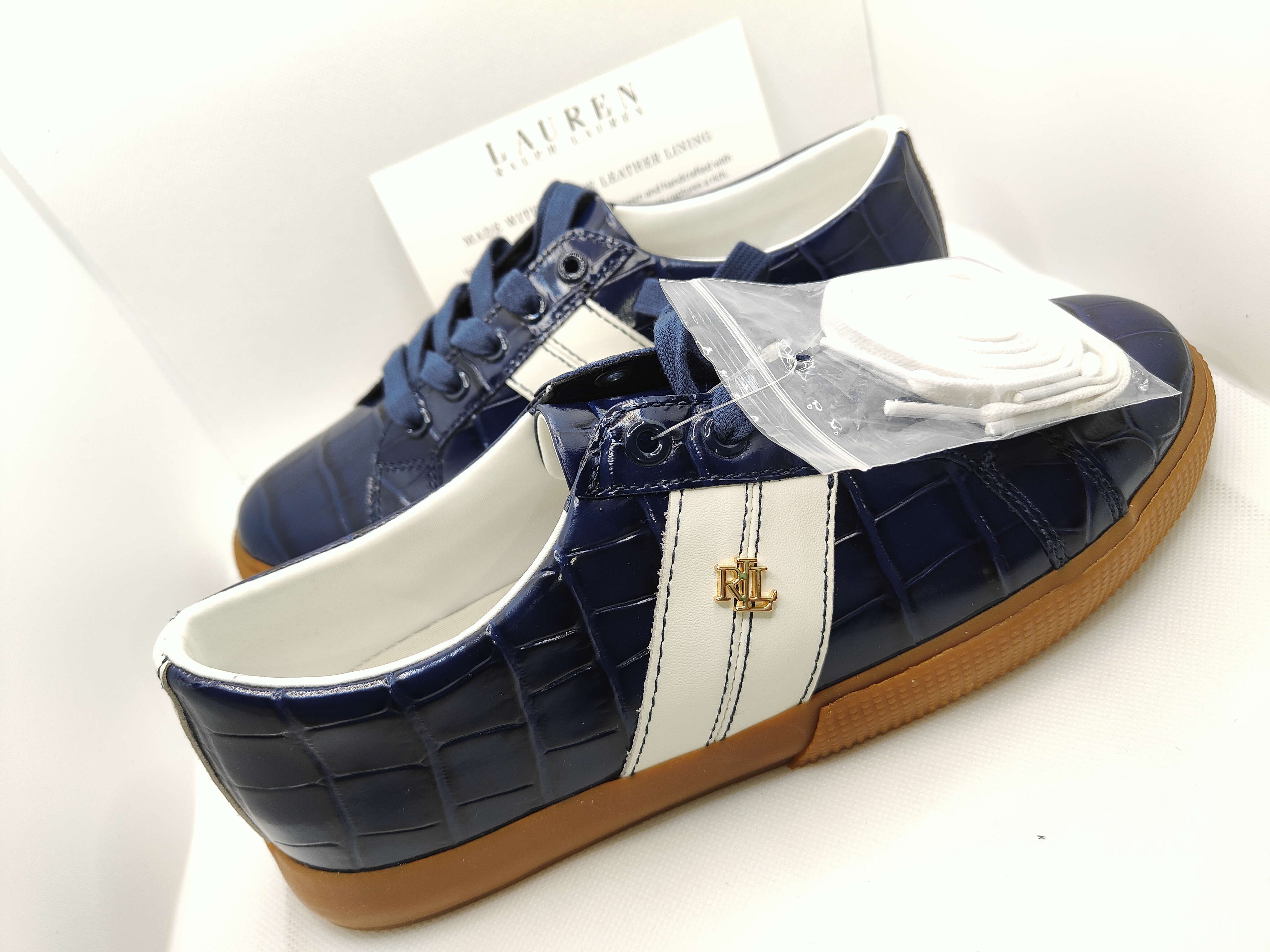 Janson II croc-embossed leather sneaker